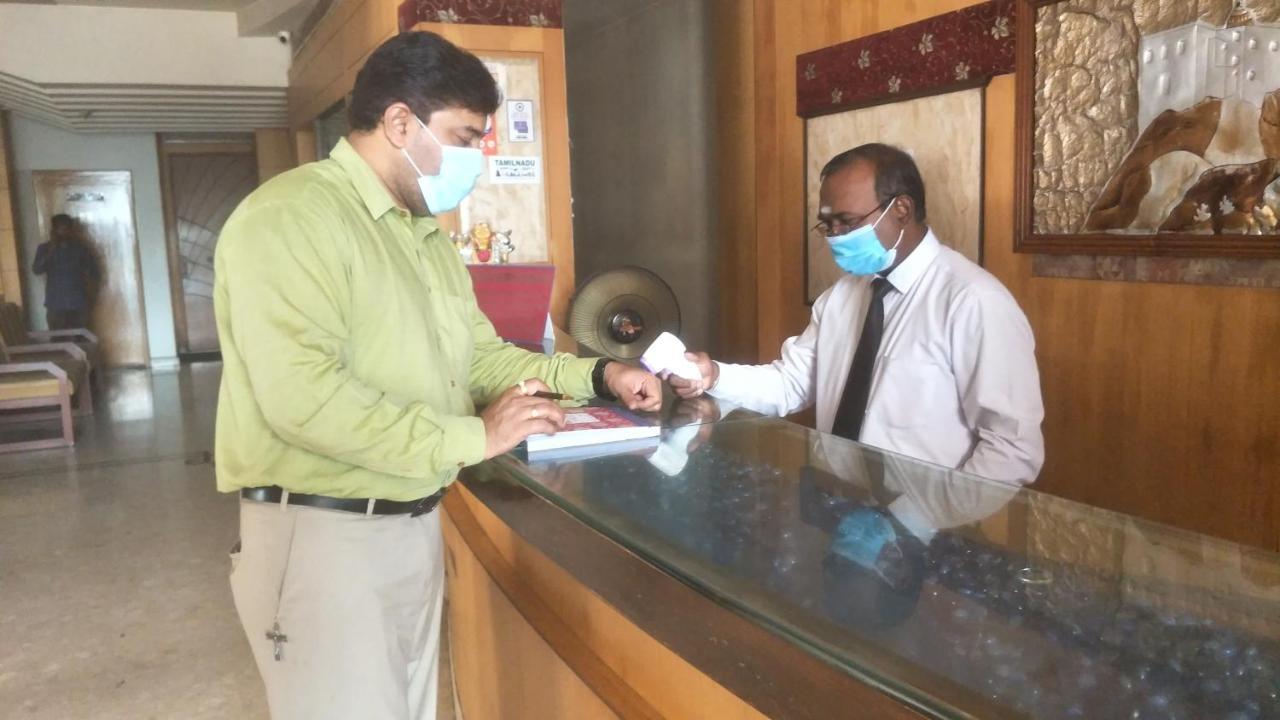 Hotel Mayas Tiruchirappalli Екстериор снимка